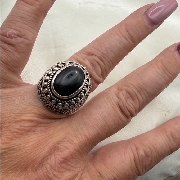 Black Onxy Balinese ring stamped weight 50.93 G - Picture 2 of 7